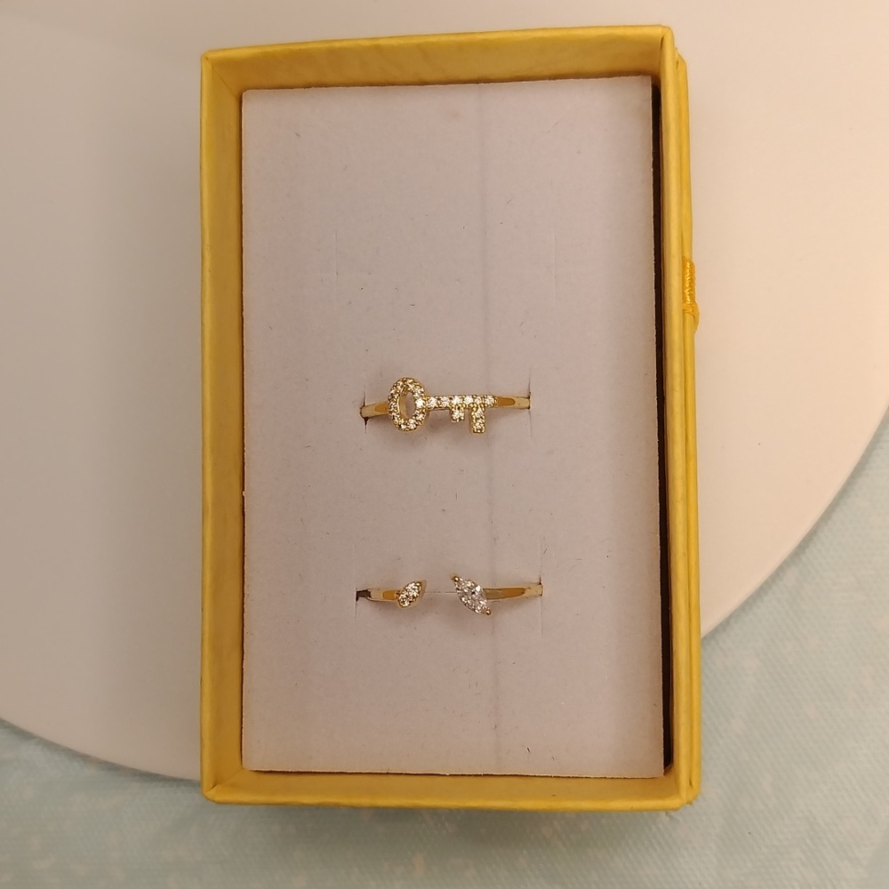 Dainty key ring set
